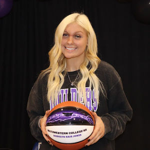 Meet your Posher, Madalyn